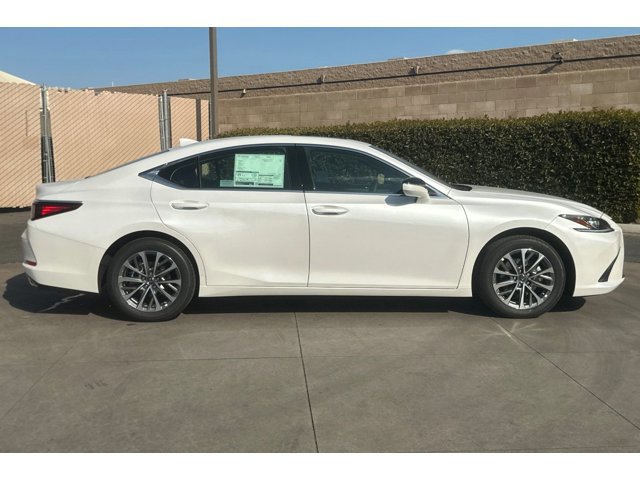 2025 Lexus ES 350 photo 4