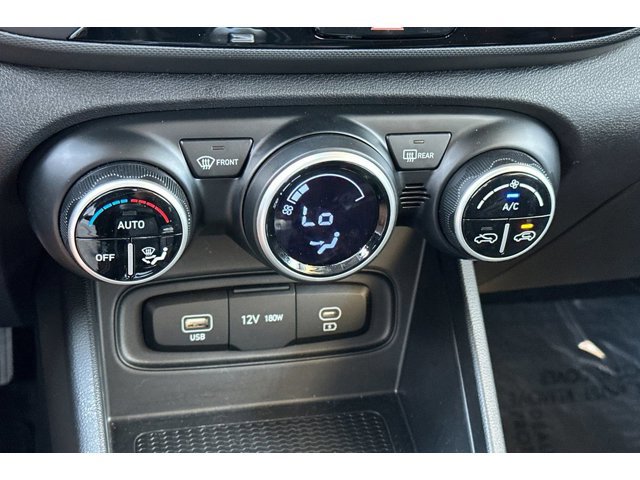 2025 Hyundai Venue SEL - Photo 20