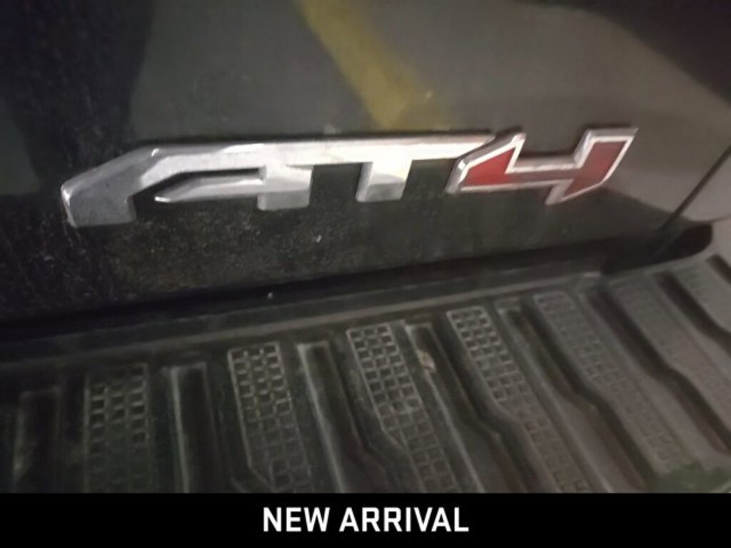 Used 2024 GMC Sierra 1500 AT4 Truck Crew Cab