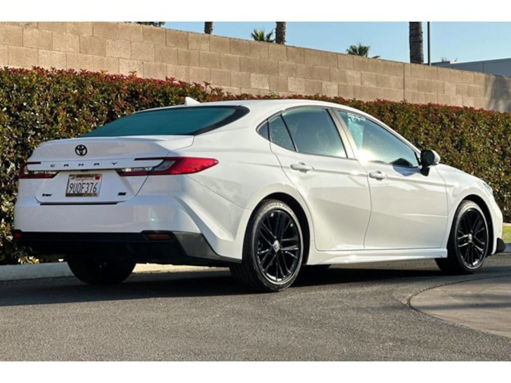 Used 2025 Toyota Camry SE Sedan