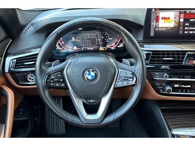 2023 BMW 5 Series 530i - Photo 15