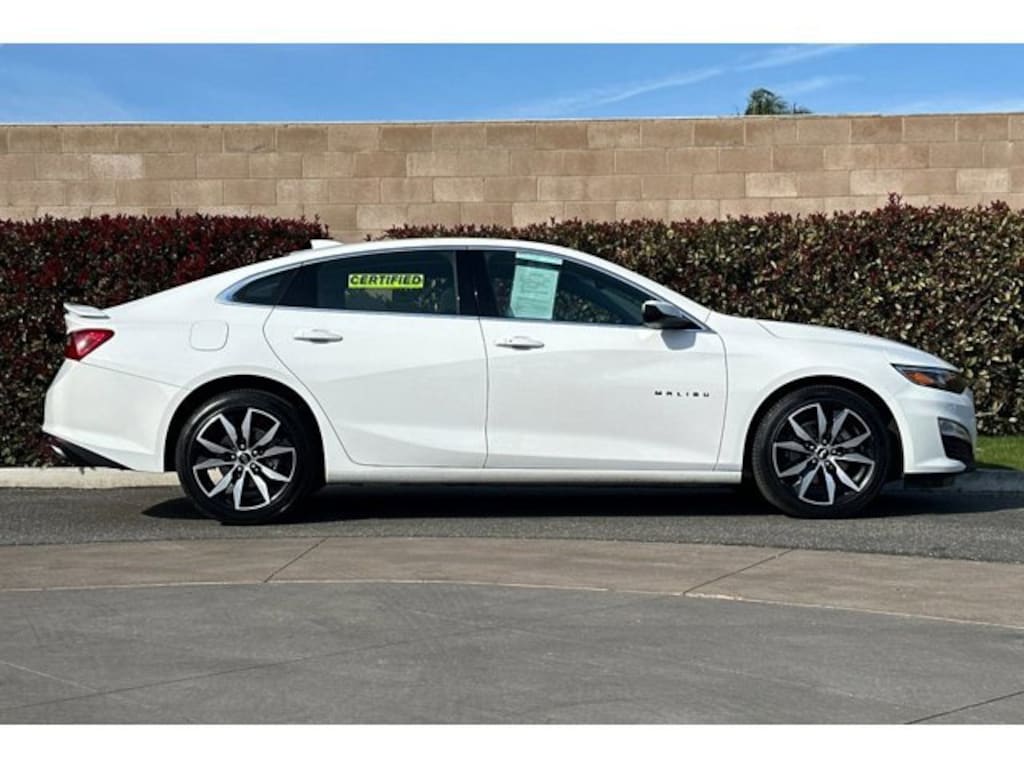 Used 2025 Chevrolet Malibu RS Sedan