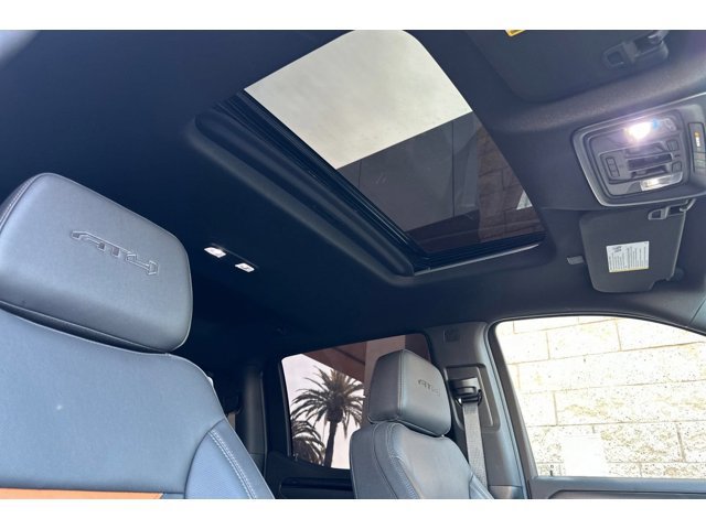 2025 GMC Sierra 1500 AT4 - Photo 17