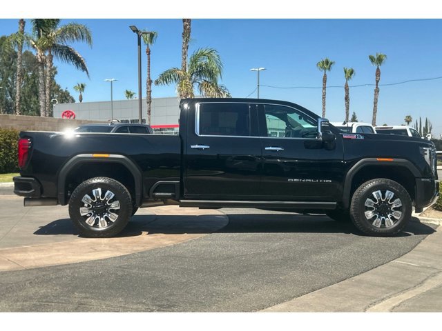 2024 Gmc Sierra 2500 HD Denali photo 3