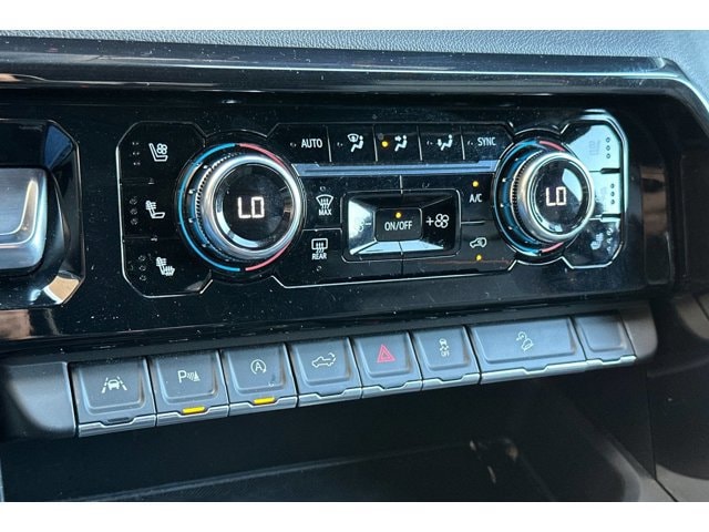 2025 GMC Sierra 1500 AT4 - Photo 20