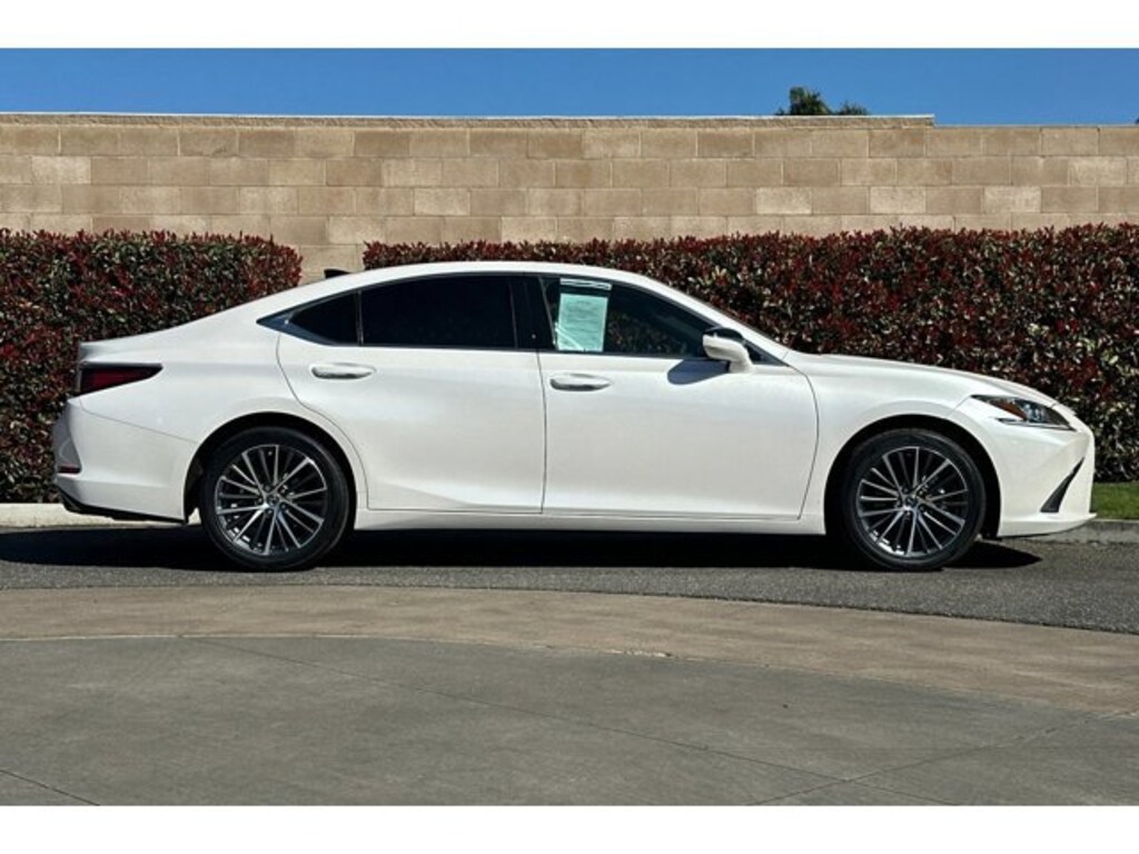 Certified 2023 Lexus ES 350 Sedan