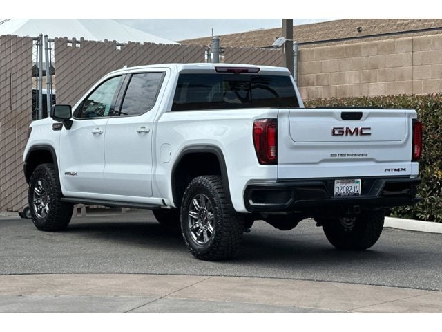 2026 GMC Sierra 1500 AT4X - Photo 6
