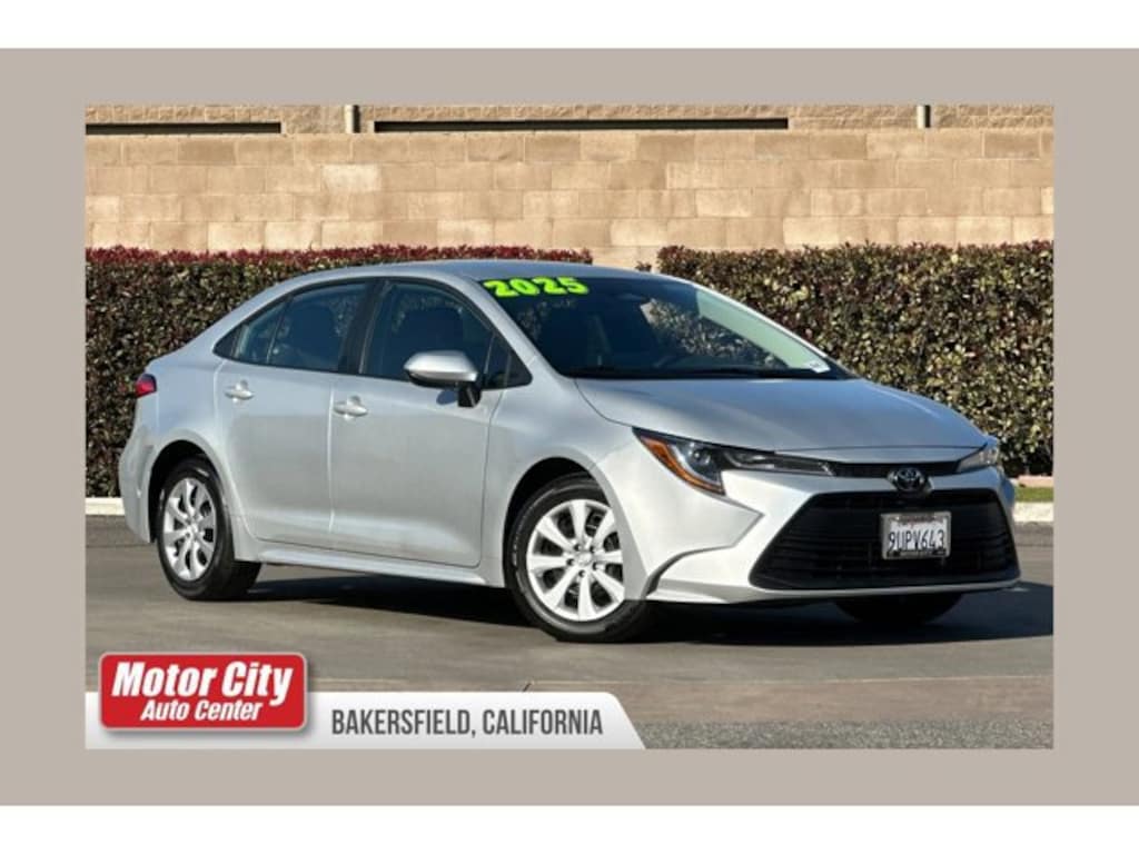 Used 2025 Toyota Corolla LE Sedan