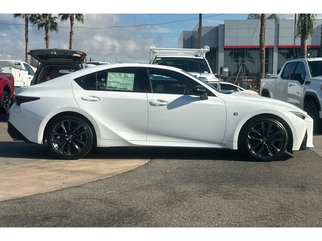 2025 Lexus IS 350 F SPORT photo 3