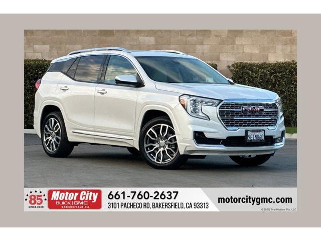 2022 GMC Terrain Denali's photo