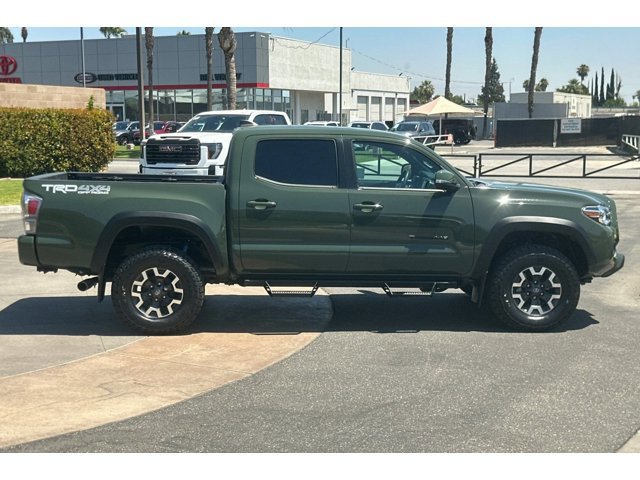 2021 Toyota Tacoma SR photo 3