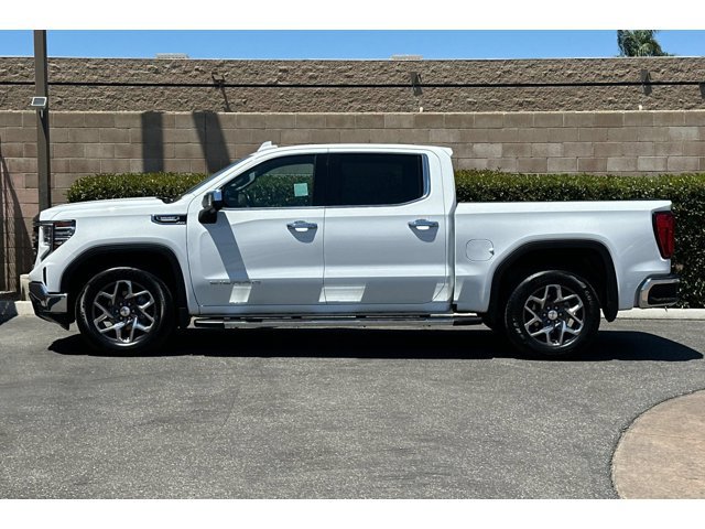 2023 GMC Sierra 1500 SLT - Photo 7