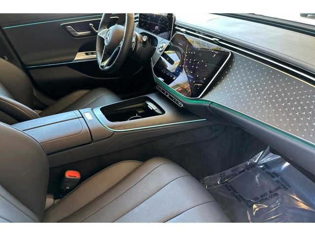 2025 Mercedes-Benz E-Class E350 - Photo 16