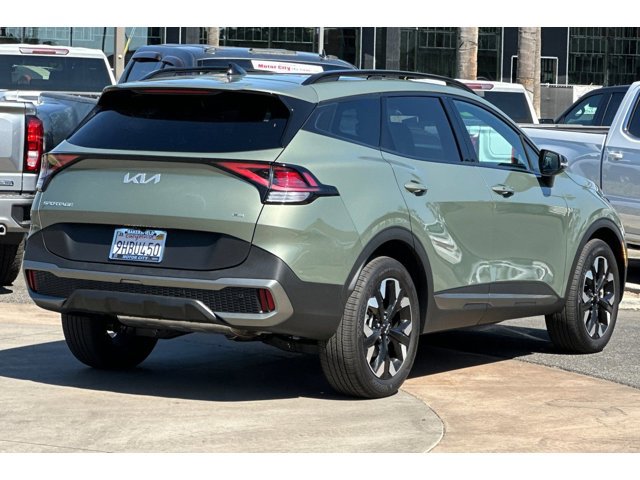 2023 Kia Sportage X-Line photo 2