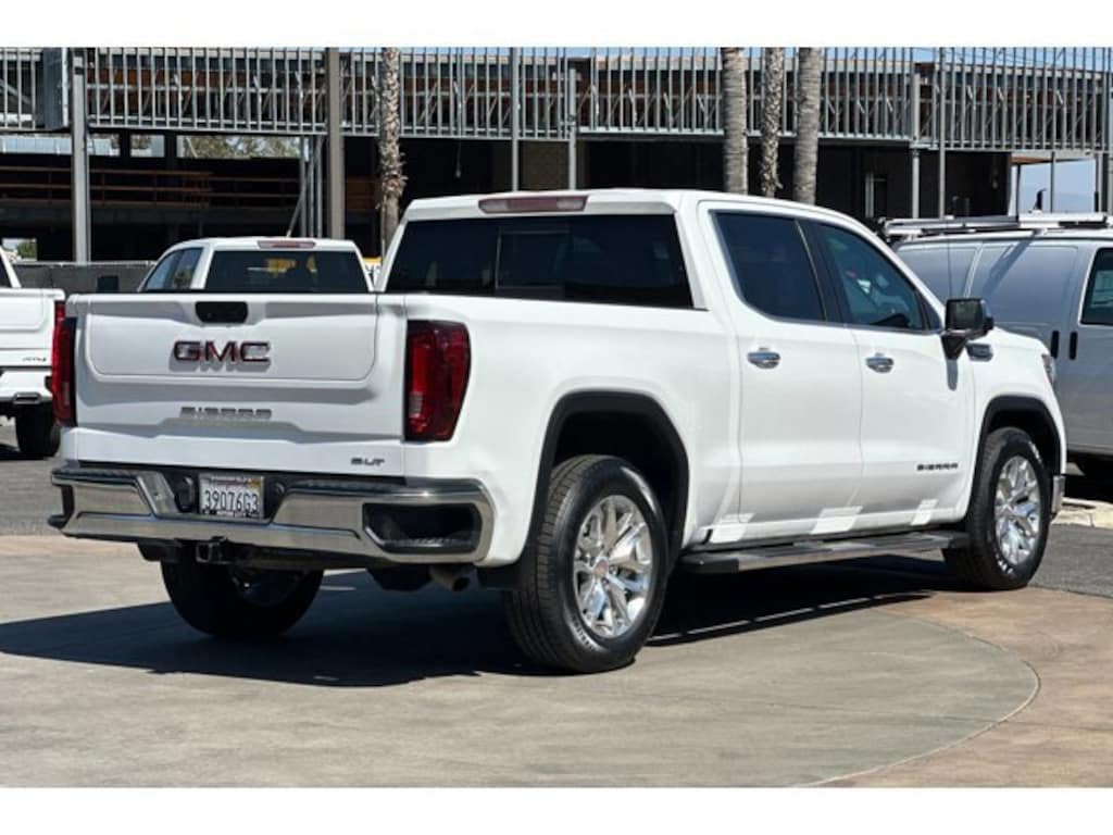 Used 2021 GMC Sierra 1500 SLT Truck Crew Cab