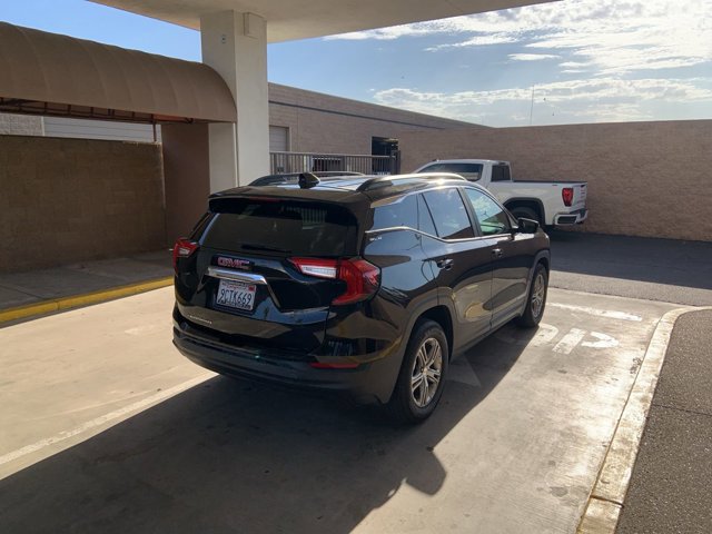 2022 Gmc Terrain SLE photo 2