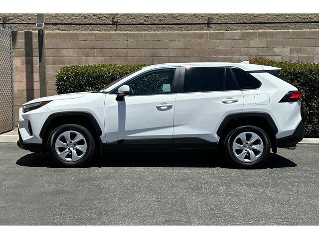 2025 Toyota RAV4 LE - Photo 7