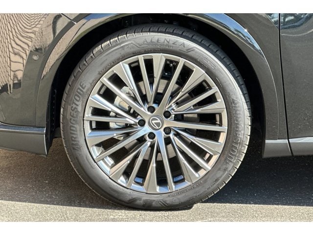 2026 Lexus RX 450h+ Luxury - Photo 29