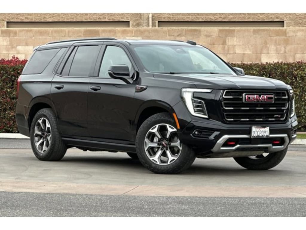 Used 2025 GMC Yukon AT4 Ultimate SUV