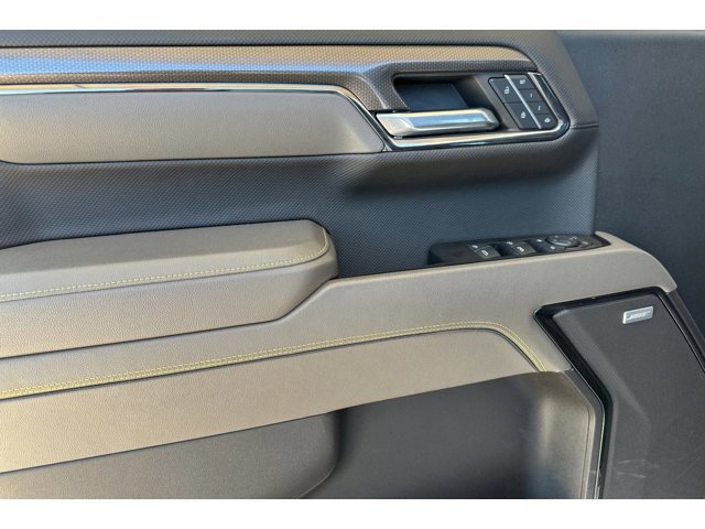 2024 Chevrolet Silverado 1500 ZR2 - Photo 11