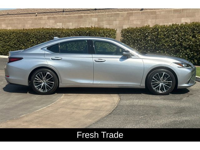 2024 Lexus ES 350 Premium photo 3