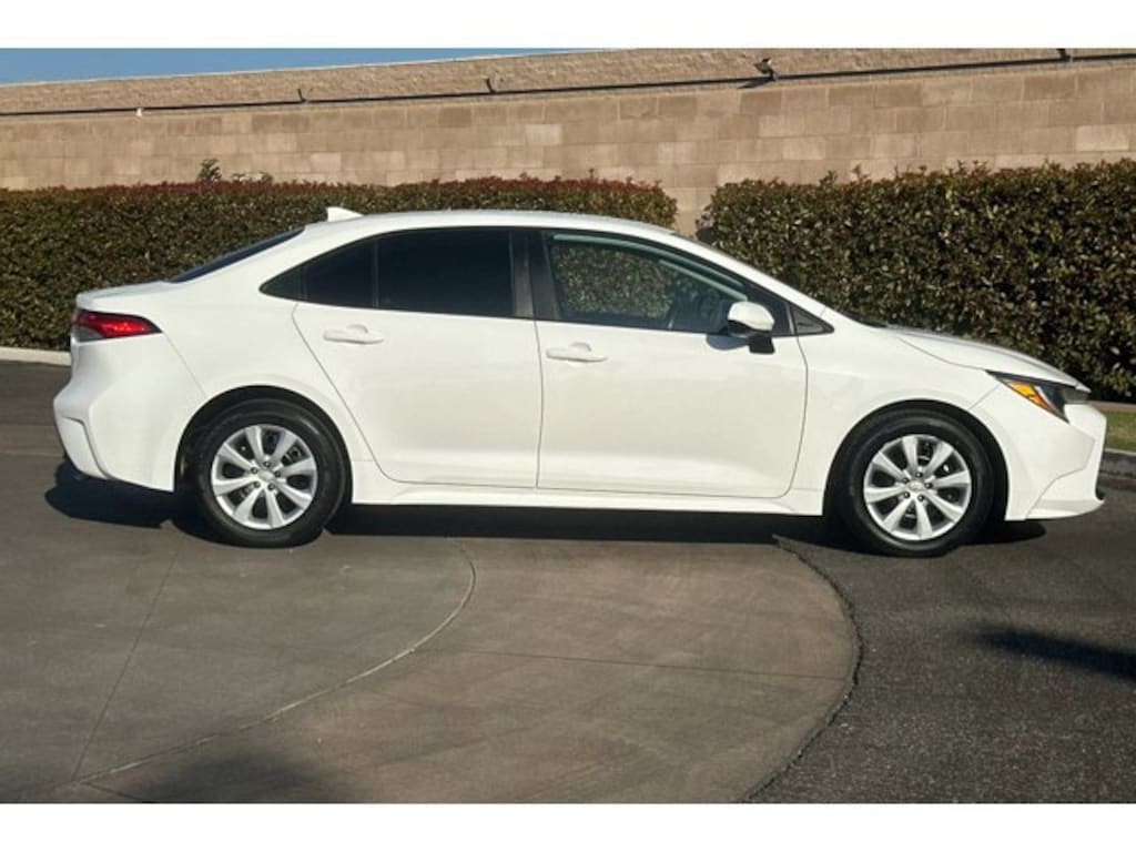 Used 2023 Toyota Corolla LE Sedan