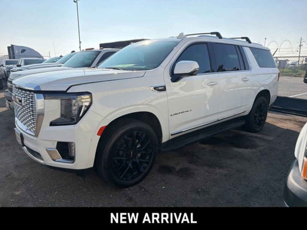 Used 2022 GMC Yukon XL Denali SUV