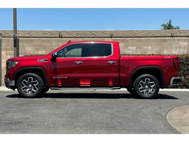 2024 GMC Sierra 1500 SLT - Photo 7