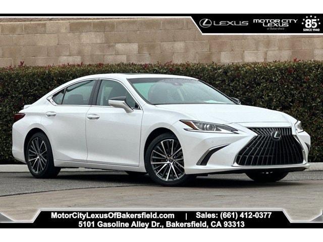 2025 Lexus ES Hybrid 300h's photo