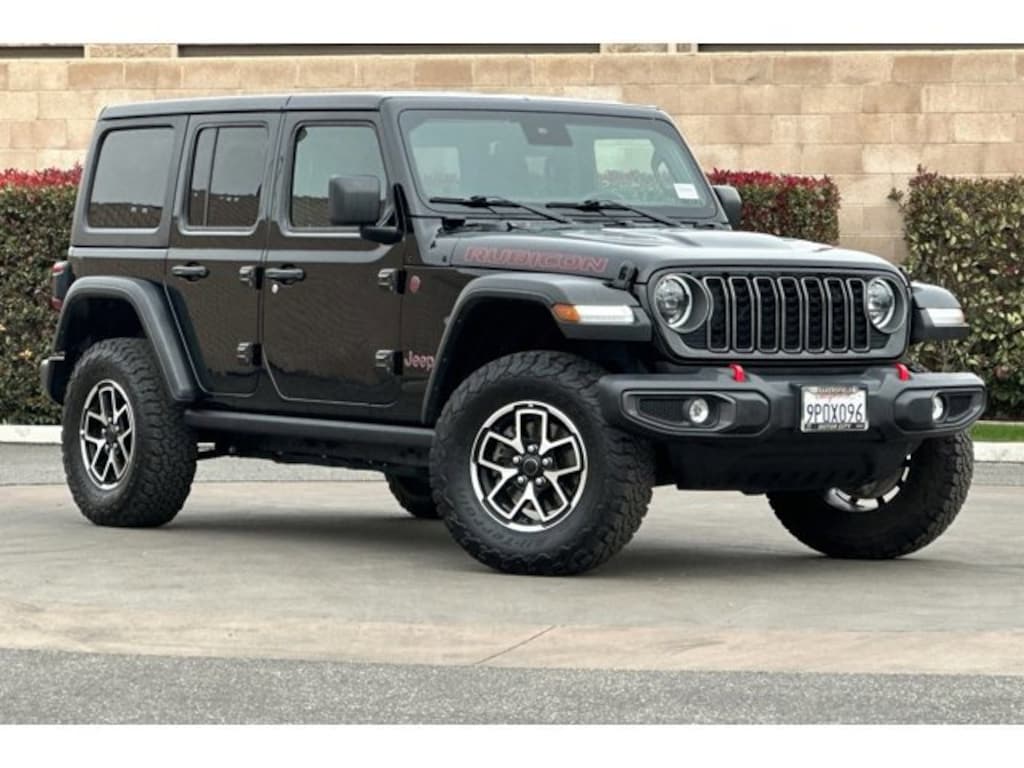 Used 2025 Jeep Wrangler Rubicon SUV
