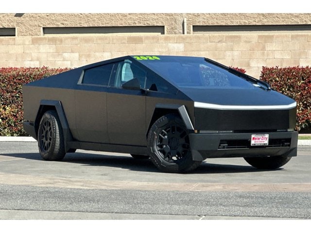 Used 2024 Tesla Cybertruck Base with VIN 7G2CEHED7RA000725 for sale in Bakersfield, CA