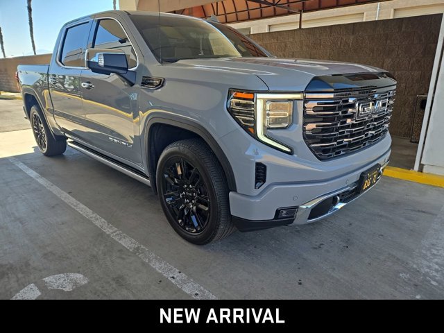 2025 GMC Sierra 4WD Crew Cab Short Box Denali Ultimate's photo