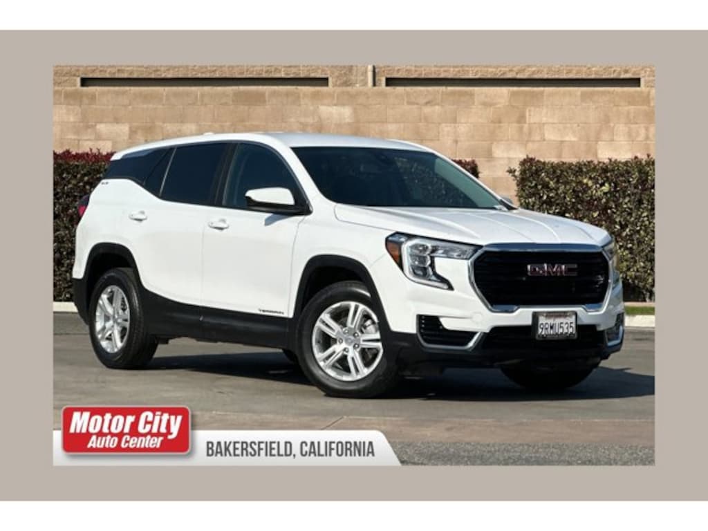 Used 2024 GMC Terrain SLE SUV