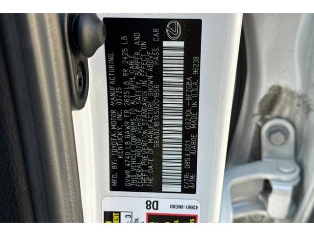 2025 Lexus ES 350 - Photo 29