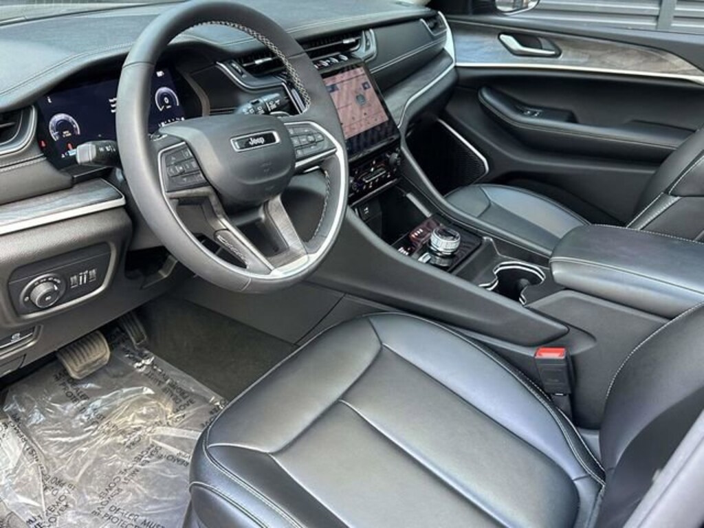 Used 2024 Jeep Grand Cherokee Limited SUV