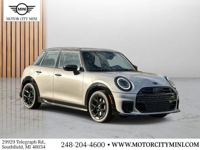 2026 MINI Hardtop 4 Door S's photo