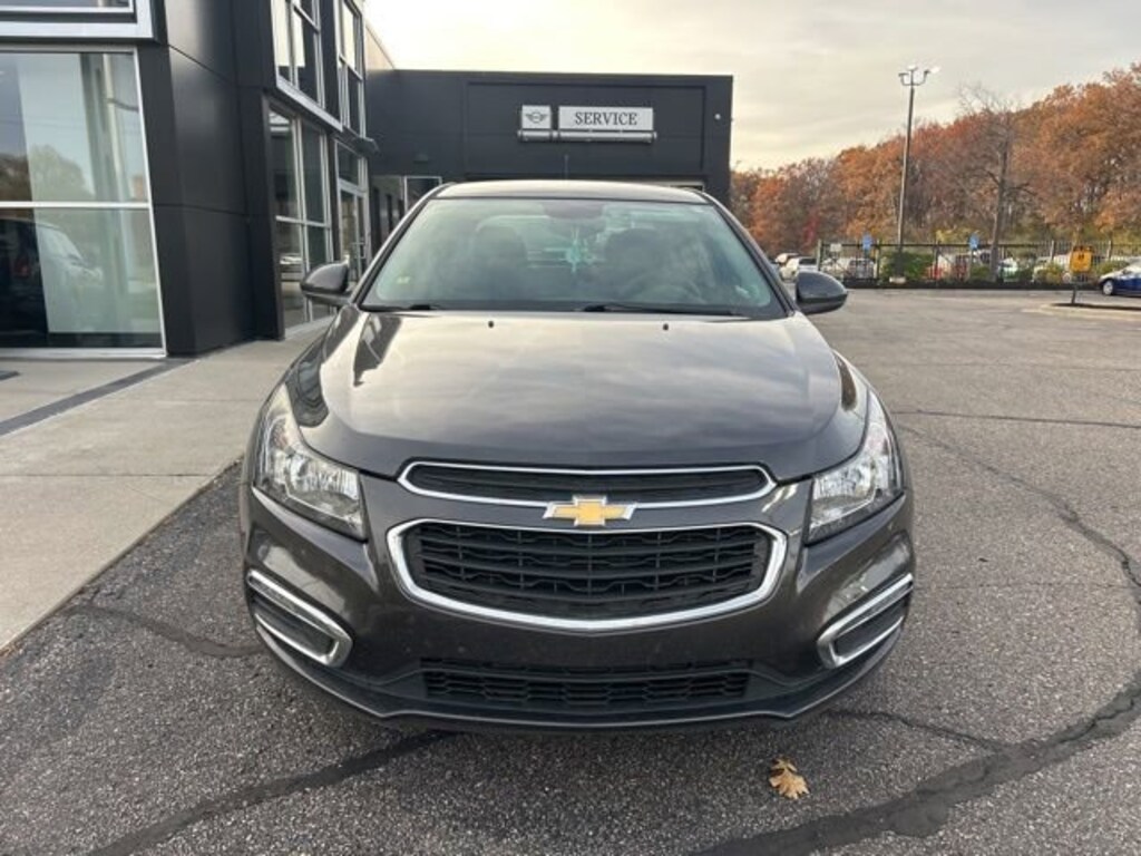 Used 2016 Chevrolet Cruze Limited 1LT Sedan
