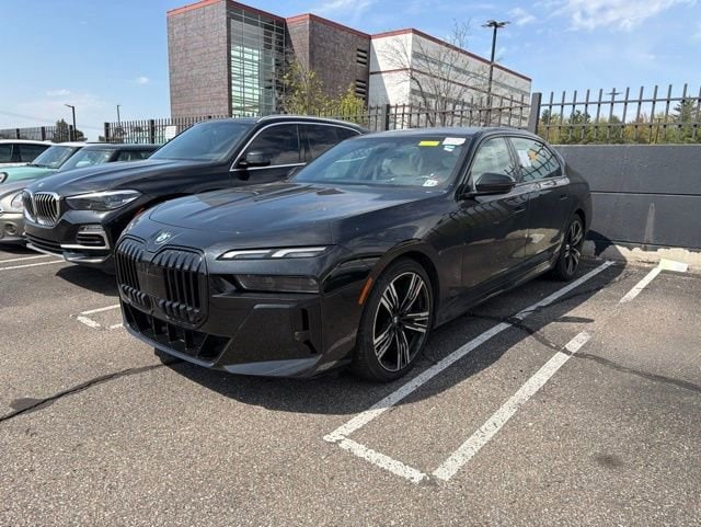 2023 BMW 7 Series 760i xDrive's photo