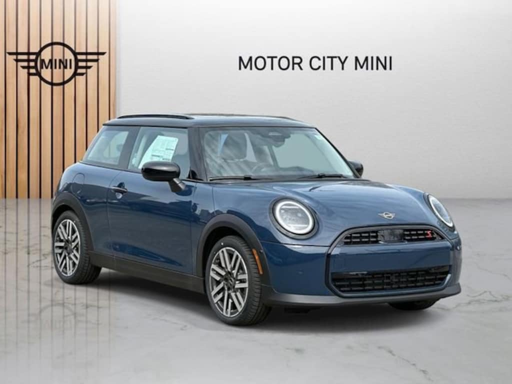 New 2025 MINI Hardtop 2 Door Signature Plus Hatchback