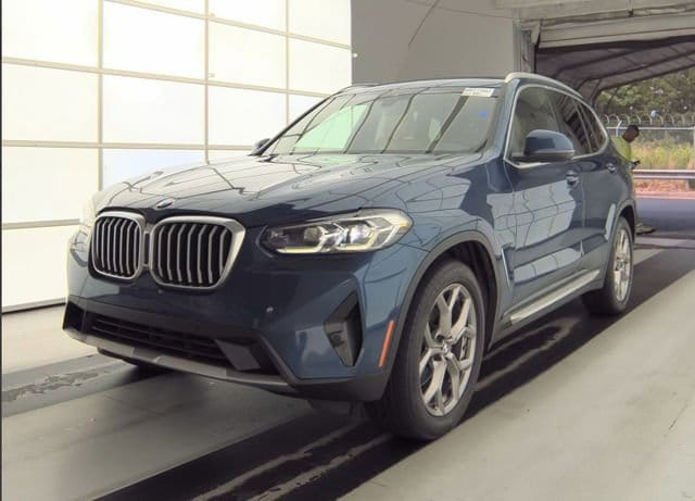 2022 BMW X3 xDrive30i's photo