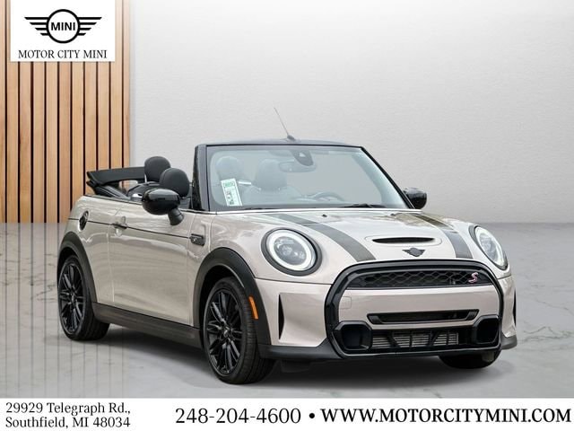 2024 MINI Convertible Cooper S's photo