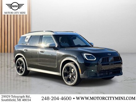 2026 MINI Countryman Iconic SUV