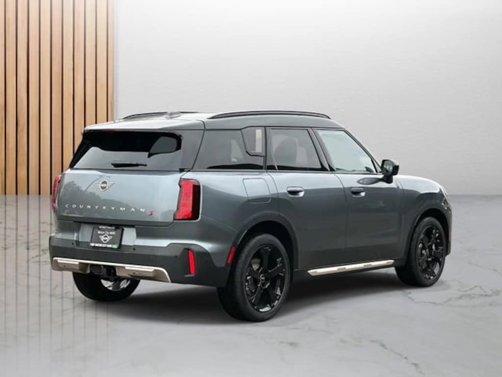 New 2026 MINI Countryman Iconic SUV