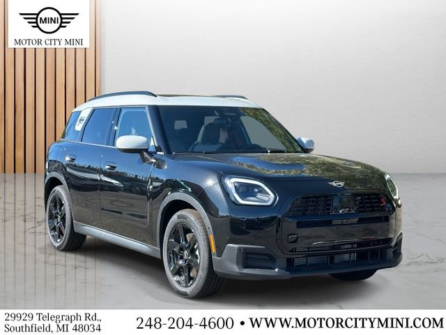 2026 MINI Countryman S's photo