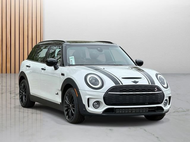 2024 MINI Clubman Cooper S ALL4's photo