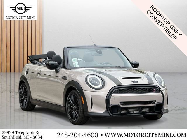 2024 MINI Convertible Cooper S's photo