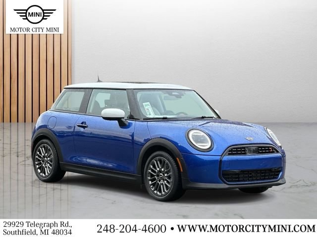 2025 MINI Hardtop 2 Door S's photo