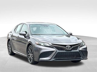 2022 Toyota Camry SE Sedan