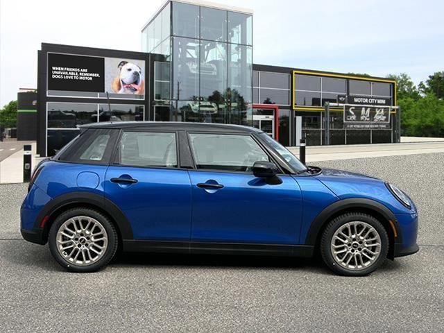 2025 Mini Cooper Signature photo 2