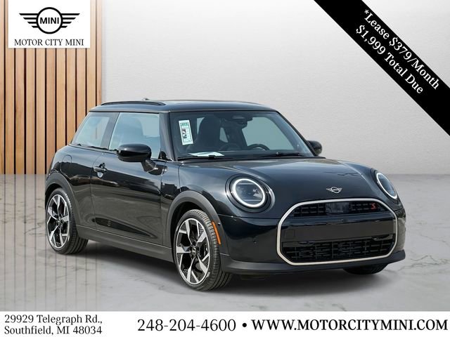 2025 MINI Hardtop 2 Door S's photo